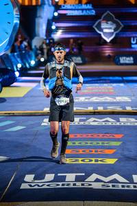 BIB: 9090, 100
                            <button type="button" onclick="openModal(22758738)" class="btn btn-primary btn-sm float-right btn-popup" data-toggle="modal" data-target=".modal-high-quality">
                        <i class="fas fa-shopping-cart"></i> Add to Cart
                    </button>
                                            <button type="button" onclick="isThisMe(22758738, true)" class="btn btn-success btn-sm float-right btn-popup btn-isme hidden" data-toggle="tooltip" data-placement="bottom" title="นี่คือรูปของคุณใช่ไหม คลิกที่นี่เพื่อเอาเข้าอัลบั้ม">
                        <i class="fas fa-plus"></i> Add to album
                    </button>
                    <button type="button" onclick="isThisMe(22758738, false)" class="btn btn-warning btn-sm float-right btn-popup btn-isnotme hidden">
                        <i class="fas fa-ban"></i> Remove from album
                    </button>